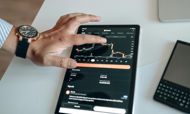 highlighted data signals list